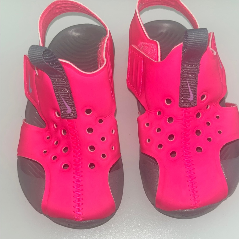 Nike Kids Hot Pink Sandals